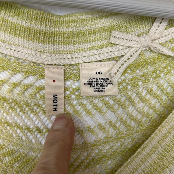 Moth Anthropologie Lightweight V Neck Sweater Lime Green Boho Hippie Womens Sz L - Picture 2 of 11